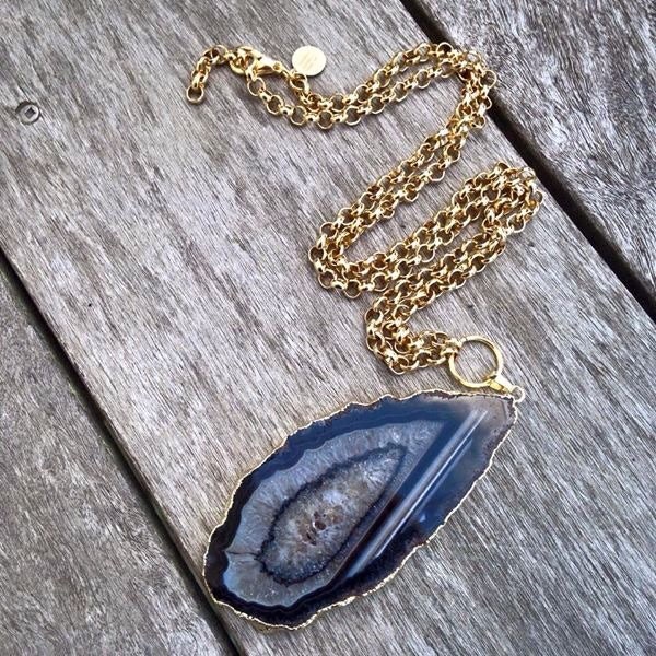 Charlotte Schwarze Achat Edelstein Scheibe Halskette Charlotte Schwarze Achat Edelstein Scheibe Halskette von ArmWireJewelry