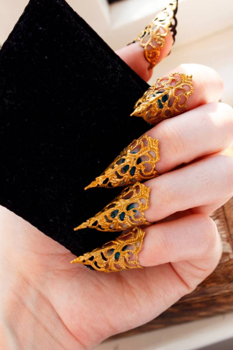 Goldene Nagelkrallen - 5Er-Set Verstellbar, Stumpf Oder Scharf von ArmaMedusa