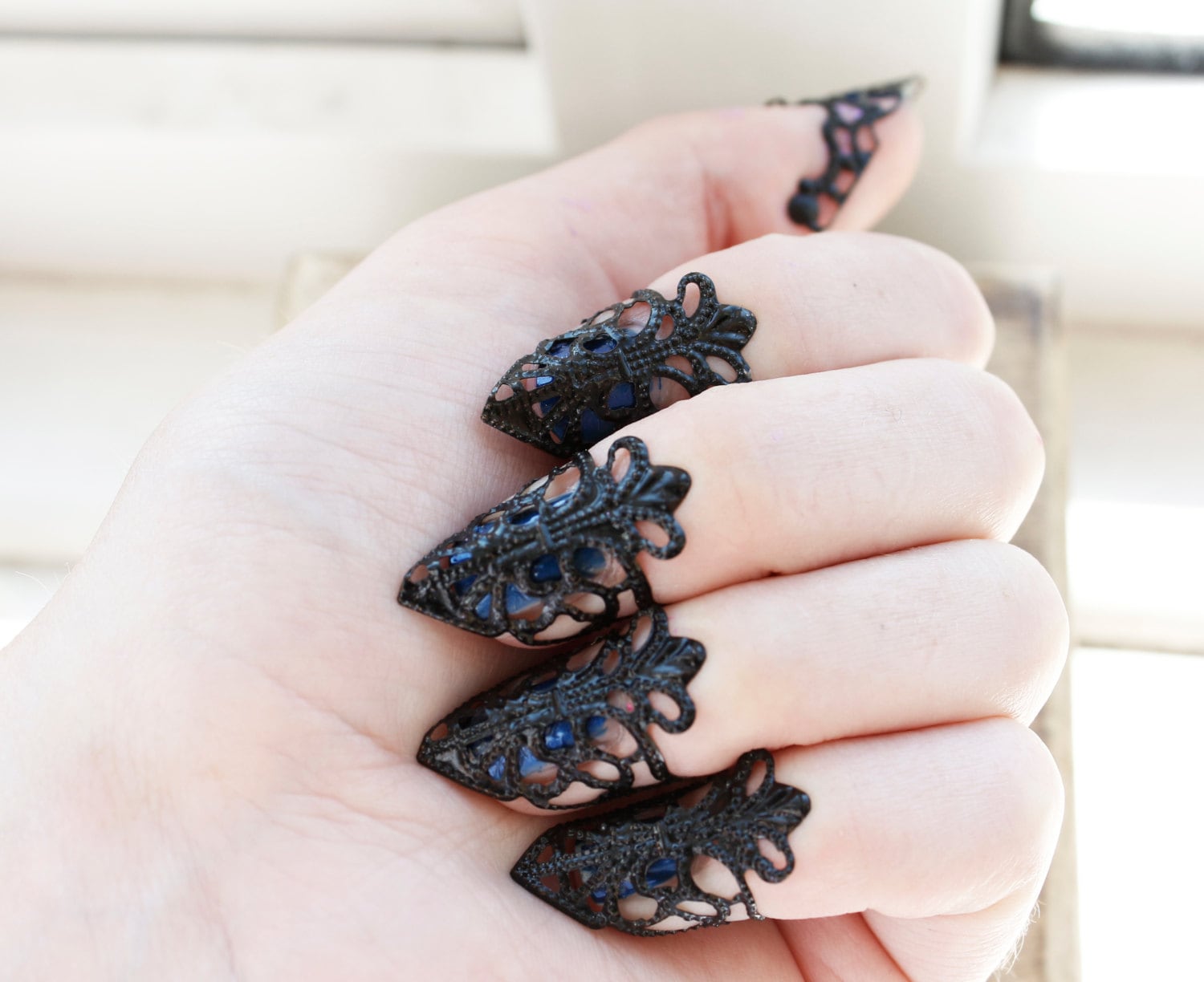 Kleine Krallen Ringe - Schmuck Krallenschutz Gothic Hexen Halloween Kostüm Fingerschutz Cosplay Rüstung Kleine Krallen Ringe - Schmuck Krallenschutz Gothic Hexen Halloween Kostüm Fingerschutz Cosplay Rüstung von ArmaMedusa