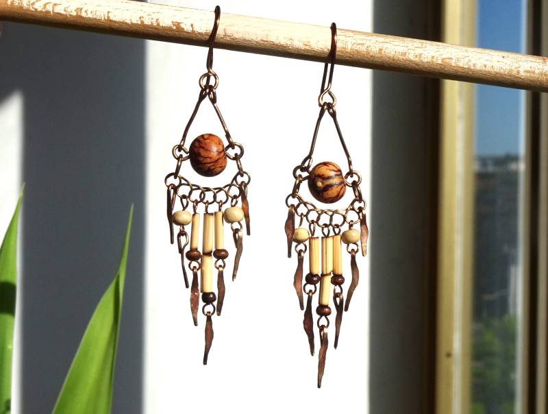 Natur Hängeohrringe Bronze Acai Fransen Pflanzensamen Holzperlen Bambus Boho Ethno Artesania Natur Hängeohrringe Bronze Acai Fransen Pflanzensamen Holzperlen Bambus Boho Ethno Artesania von ArmadilloSchmuck