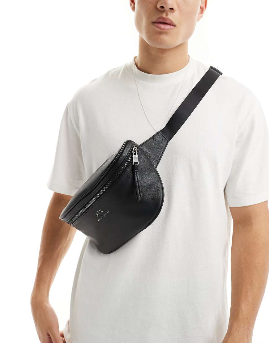 Armani Exchange - Gürteltasche aus strukturiertem Kunstleder in Schwarz mit Logo von Armani Exchange