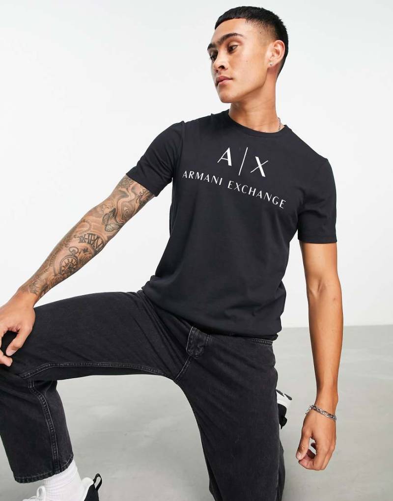 Armani Exchange - Schwarzes T-Shirt mit Logo-Schriftzug von Armani Exchange