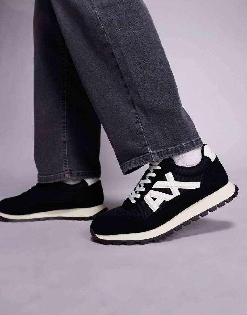 Armani Exchange - Sneaker in Schwarz und Weiß mit Logo von Armani Exchange