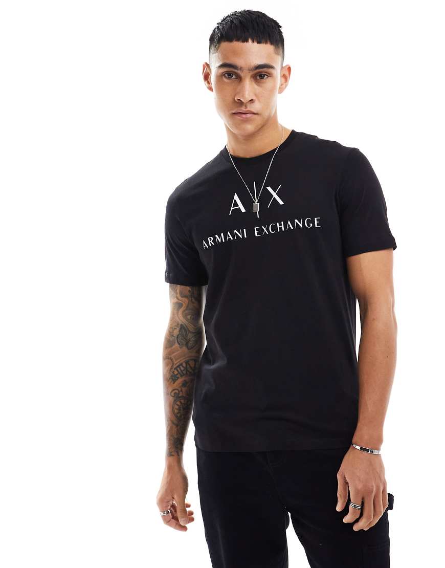 Armani Exchange - T-Shirt in Schwarz mit Brust-Logo und schmalem Schnitt von Armani Exchange