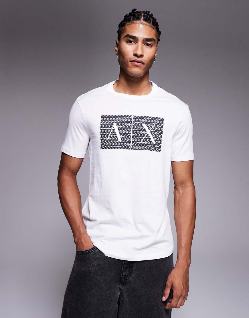 Armani Exchange - T-Shirt in Weiß mit mittigem Logo von Armani Exchange