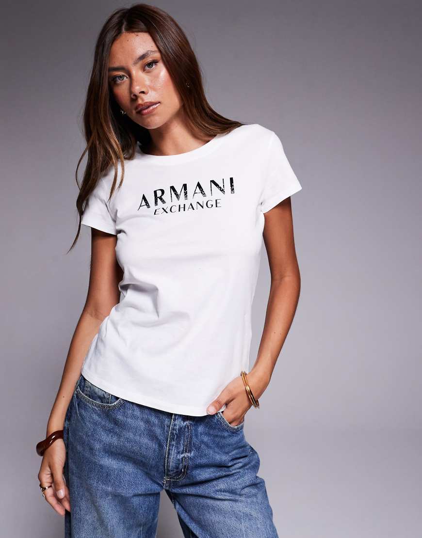Armani Exchange - T-Shirt in Weiß mit mittigem Logo von Armani Exchange