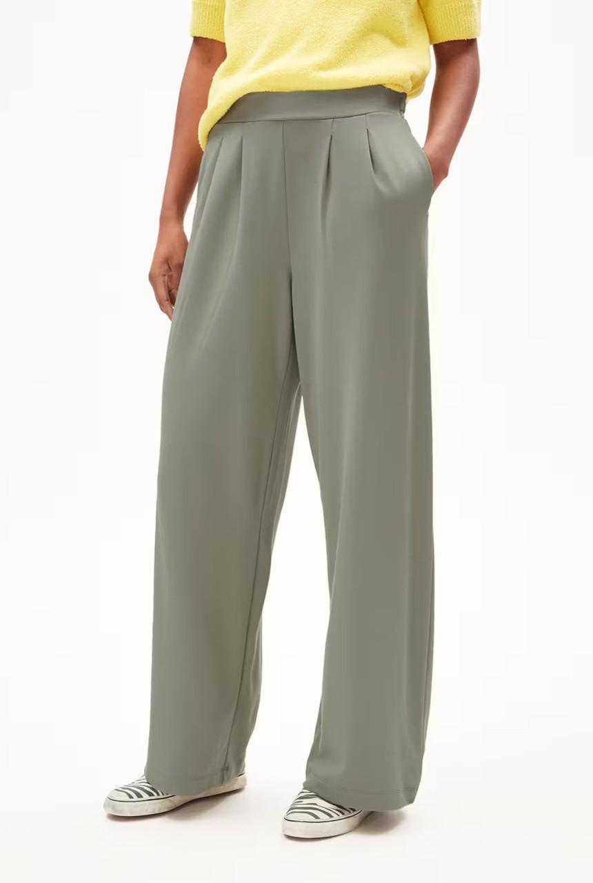 JUANAA PUNTO | Armedangels | vegane Hose | grey green L von Armedangels