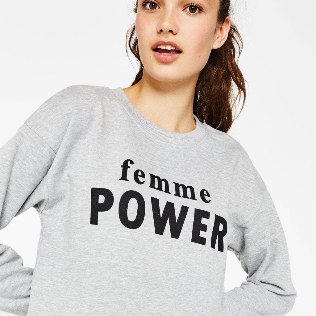Femme Power Sweatshirt Weiblicher Feminist Gemütlicher Pullover Femme Power Sweatshirt Weiblicher Feminist Gemütlicher Pullover von ArmiTee