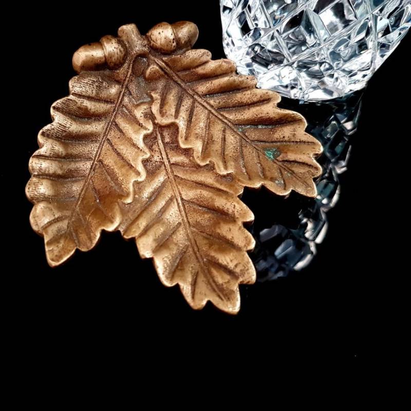 Schale Aus Messing Im Eichenlaubdesign/Münz - Oder Ringhalter Schale Aus Messing Im Eichenlaubdesign/Münz - Oder Ringhalter von ArmoireAncienne