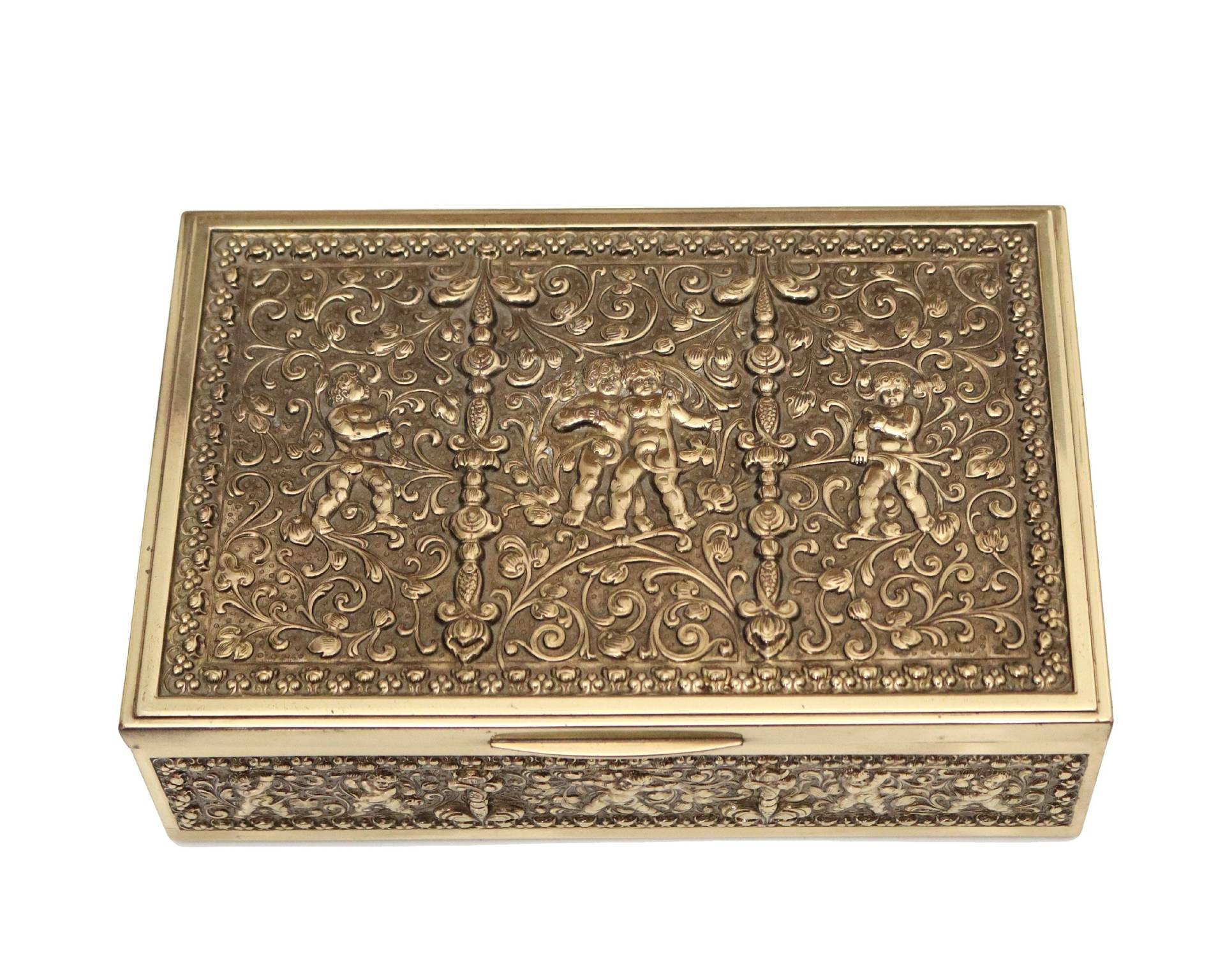 Messing Trinket Box Mit Geprägtem Engel-Dekor - Erhard & Söhne Messing Trinket Box Mit Geprägtem Engel-Dekor - Erhard & Söhne von ArmoireAncienne