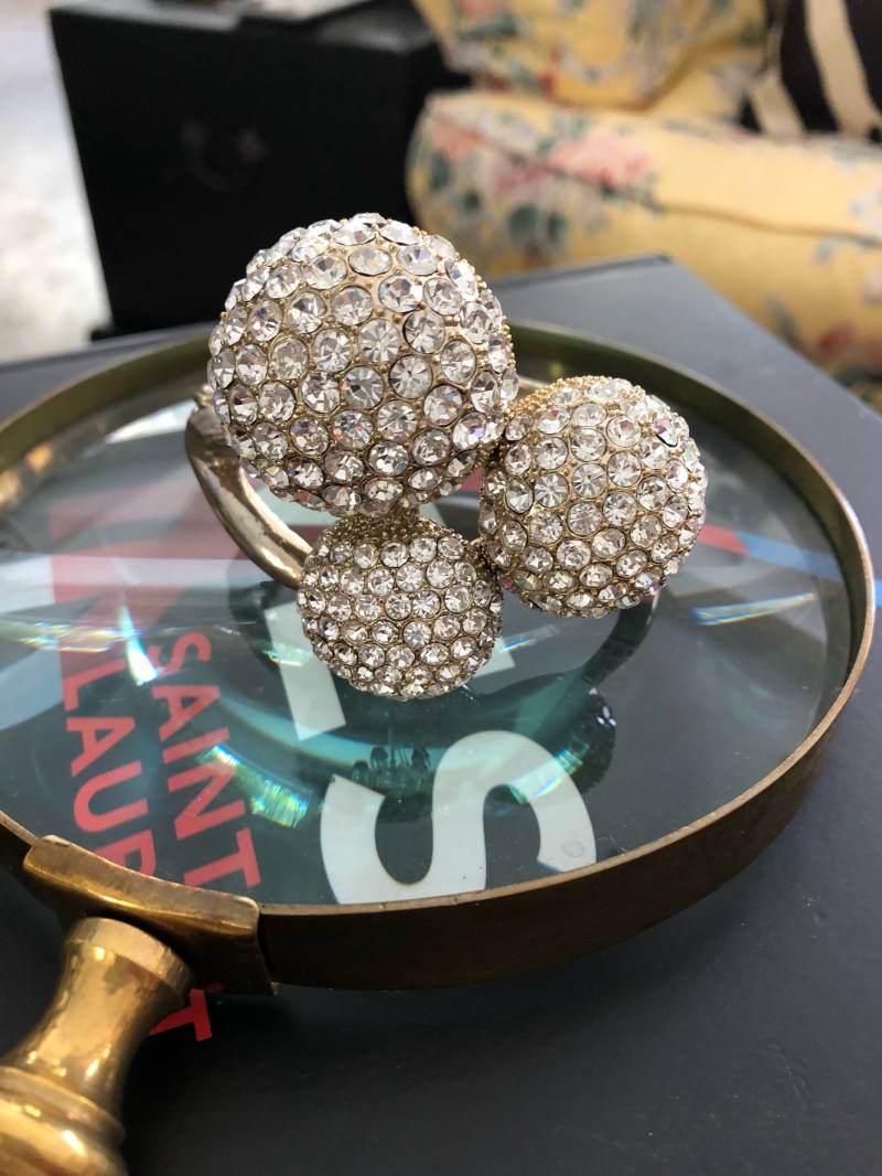 Große Kristall Schneeball Manschette Große Kristall Schneeball Manschette von ArmoireChiChi