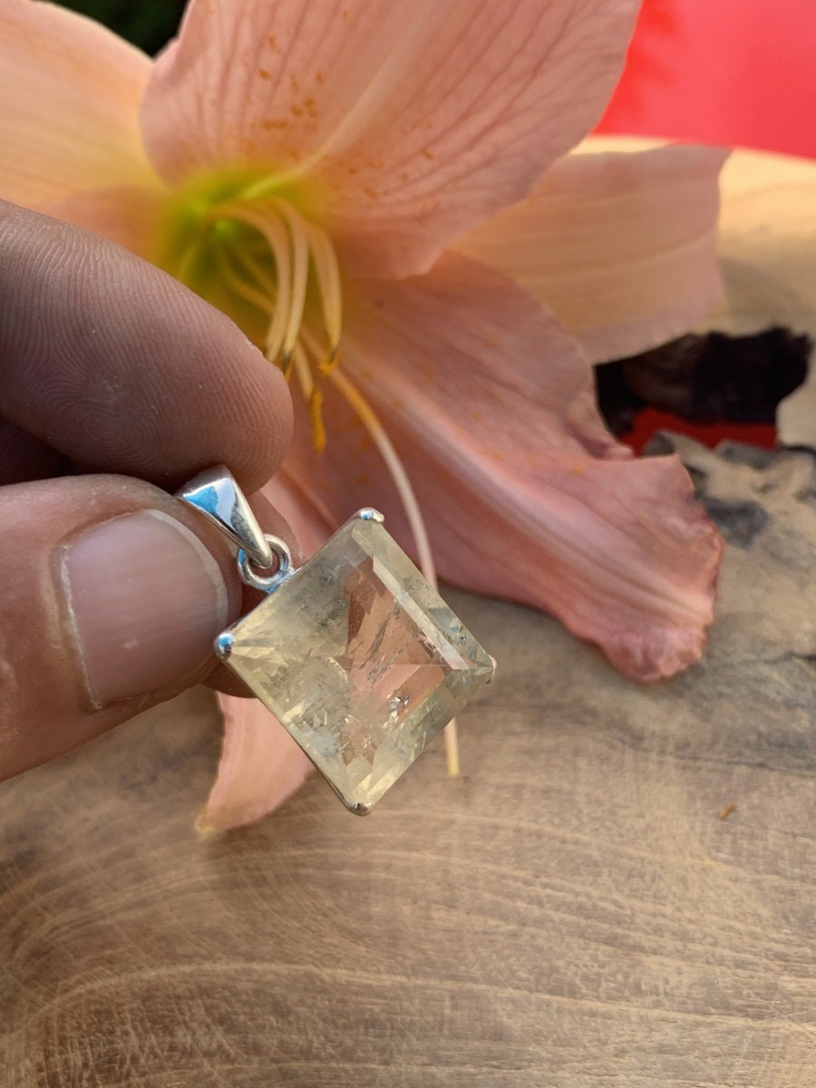 Beryl Anhänger Beryl Anhänger von ArnavaJewelry