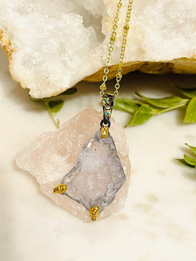 Verkauf. Spielraum. Chalcedon Halskette | Blaue Rohe Rohe Kette Meditations-Halskette von AroulasBoutique