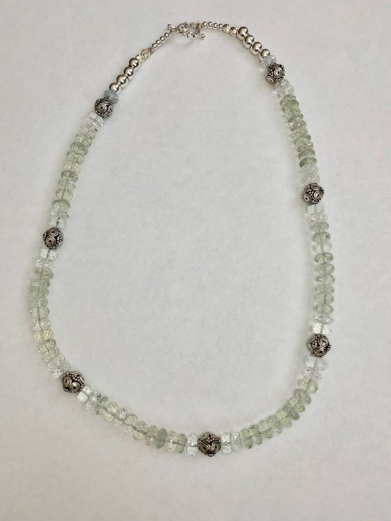 Naturstein Aquamarin Halskette Naturstein Aquamarin Halskette von ArrowDesignsGallery