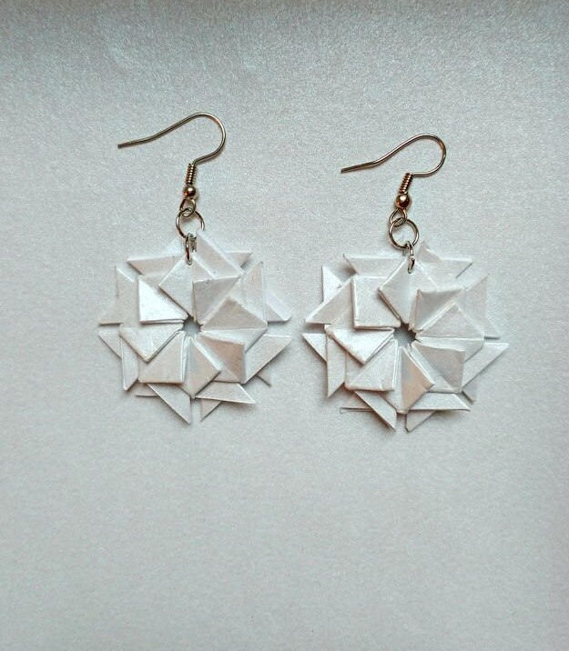 Origami Ohrringe Schneeflocken Origami Ohrringe Schneeflocken von ArsOrigami