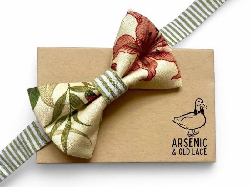 Herren Fliege Mit Grünem Blatt-Print - Verfügbar Als Traditionelles Selbstbinden Oder Fertig Gebunden. Auch Für Frauen, Jungen, Kleinkinder Babys von ArsenicandOldLaceUK