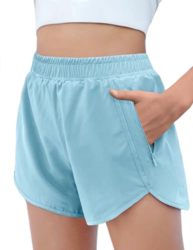Arshiner Mädchen Sommer Shorts Einfarbig Sportshorts Hellblau Active Kurze Hose Kinder Running Radlerhose Freizeit Athletisch Shorts mit Mesh Liner und Zip-Taschen 140/9-10 Jahre von Arshiner