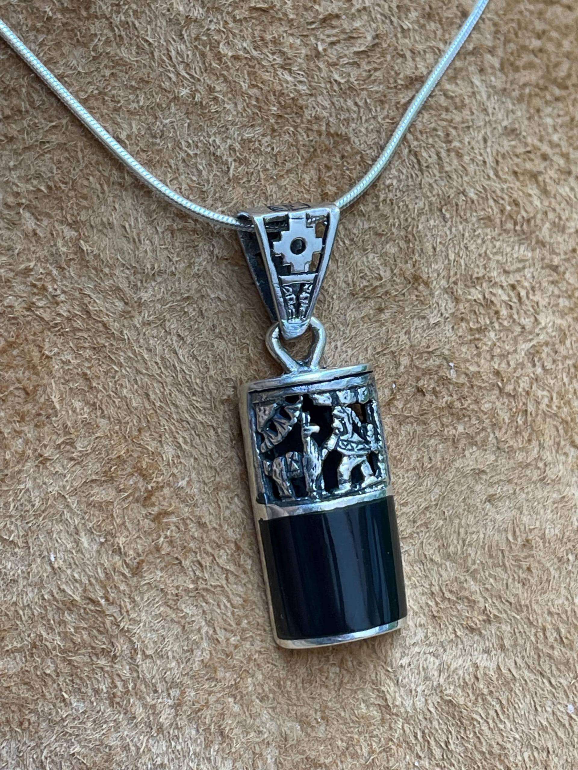 Inka Geschichte Anhänger Mit 950 Silber, Tumi | Heilgott Auf Der Rückseite von ArtAndean