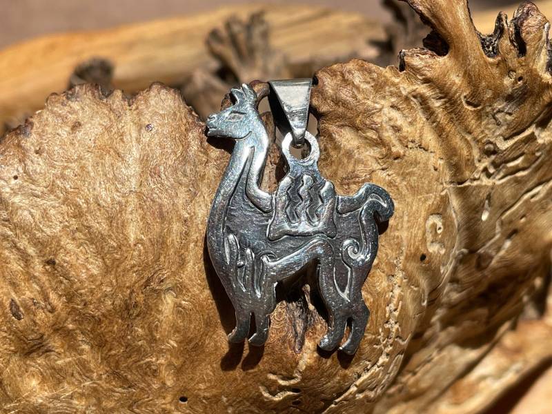 Silber Lama Anhänger von ArtAndean