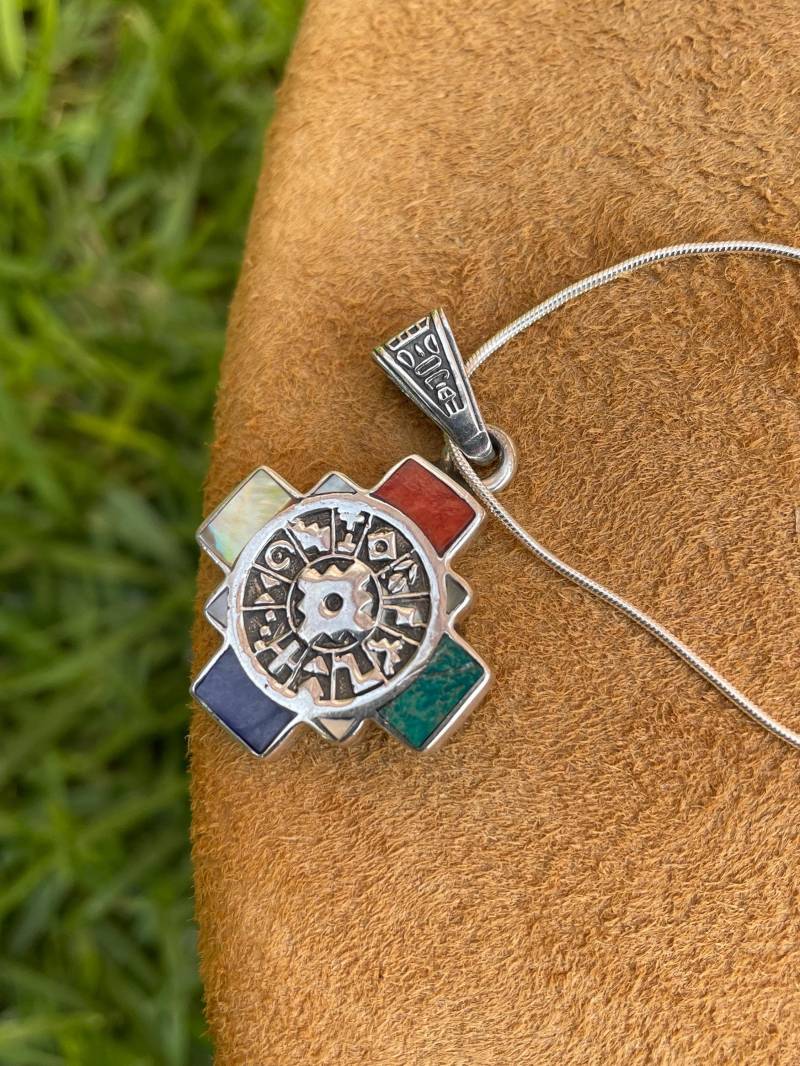 Wendbarer Bunter Silber Chakana Und Inka Symbol Anhänger von ArtAndean