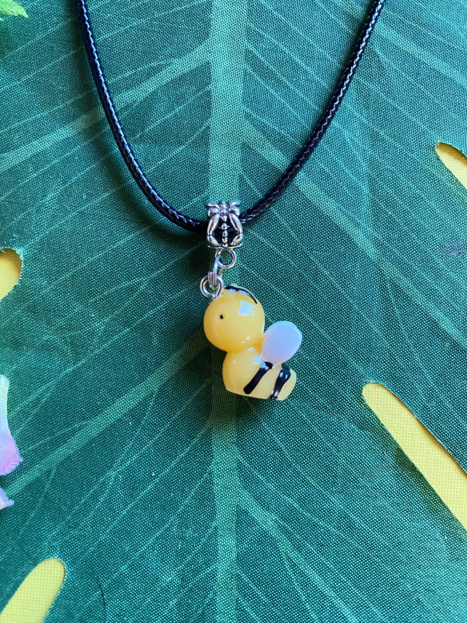 Bienen Halskette von ArtBows