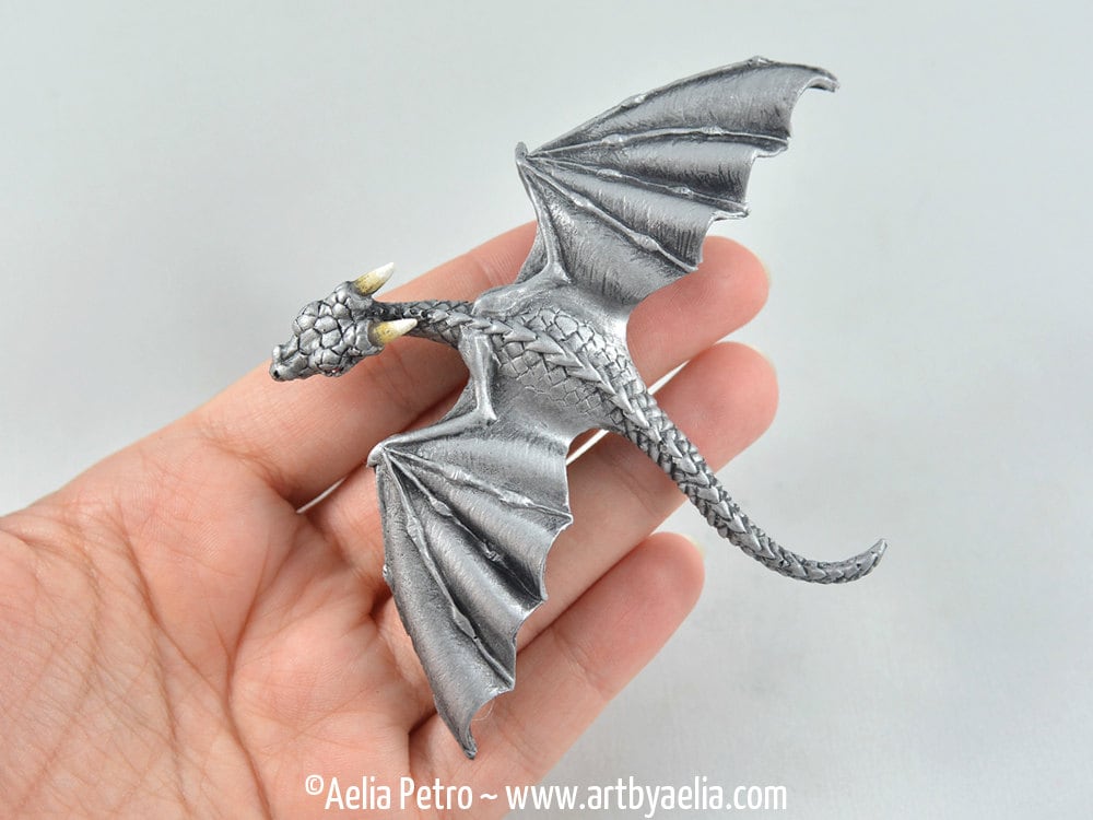 Drachen Haarspange in Antik Silber - Großartiges Geschenk Für Die Dragon Obsessed Auf Lager Und Sofort Lieferbar von ArtByAelia