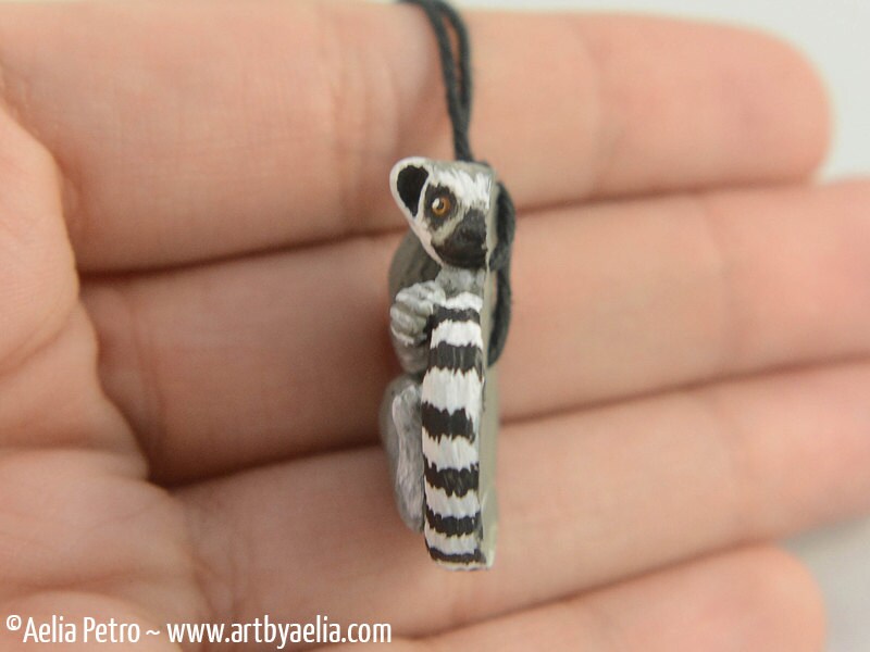 Lemur Halskette von ArtByAelia