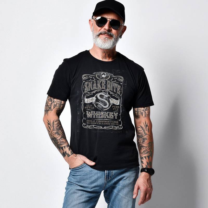 Entdecken Sie Ihren Einzigartigen Stil Mit Unseren Außergewöhnlichen Designs Wir Legen Großen Wert Auf Kreativität Bei T-Shirts von ArtByKangaroo