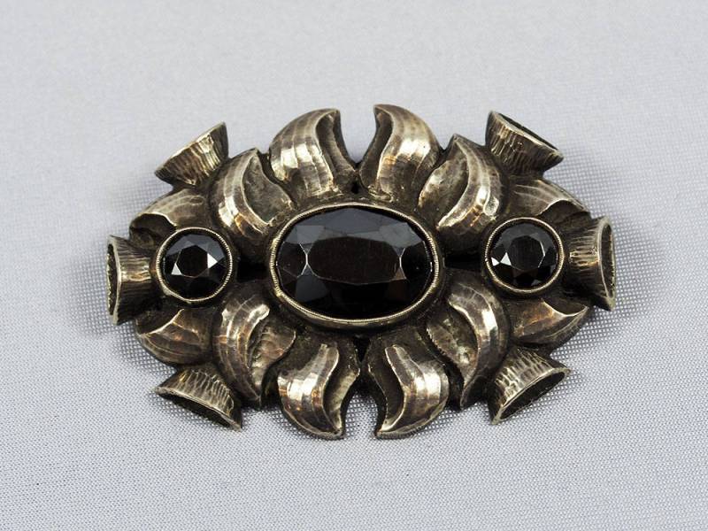 Art Deco Silber Hämatit Brosche-Circa 1920Er Jahre von ArtDecoGalaxy