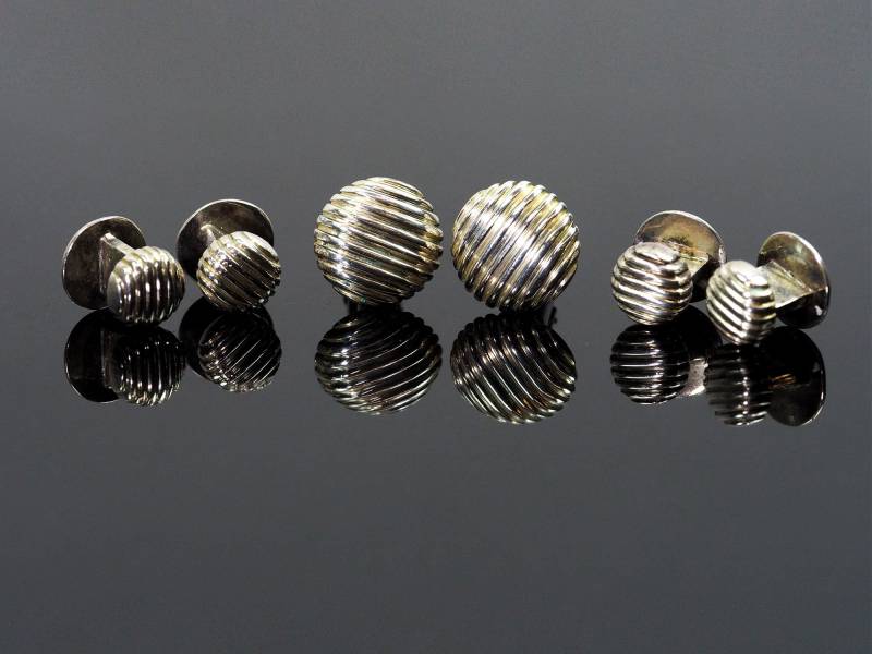 Tateossian London Silber Manschettenknöpfe Und Ohrstecker von ArtDecoGalaxy