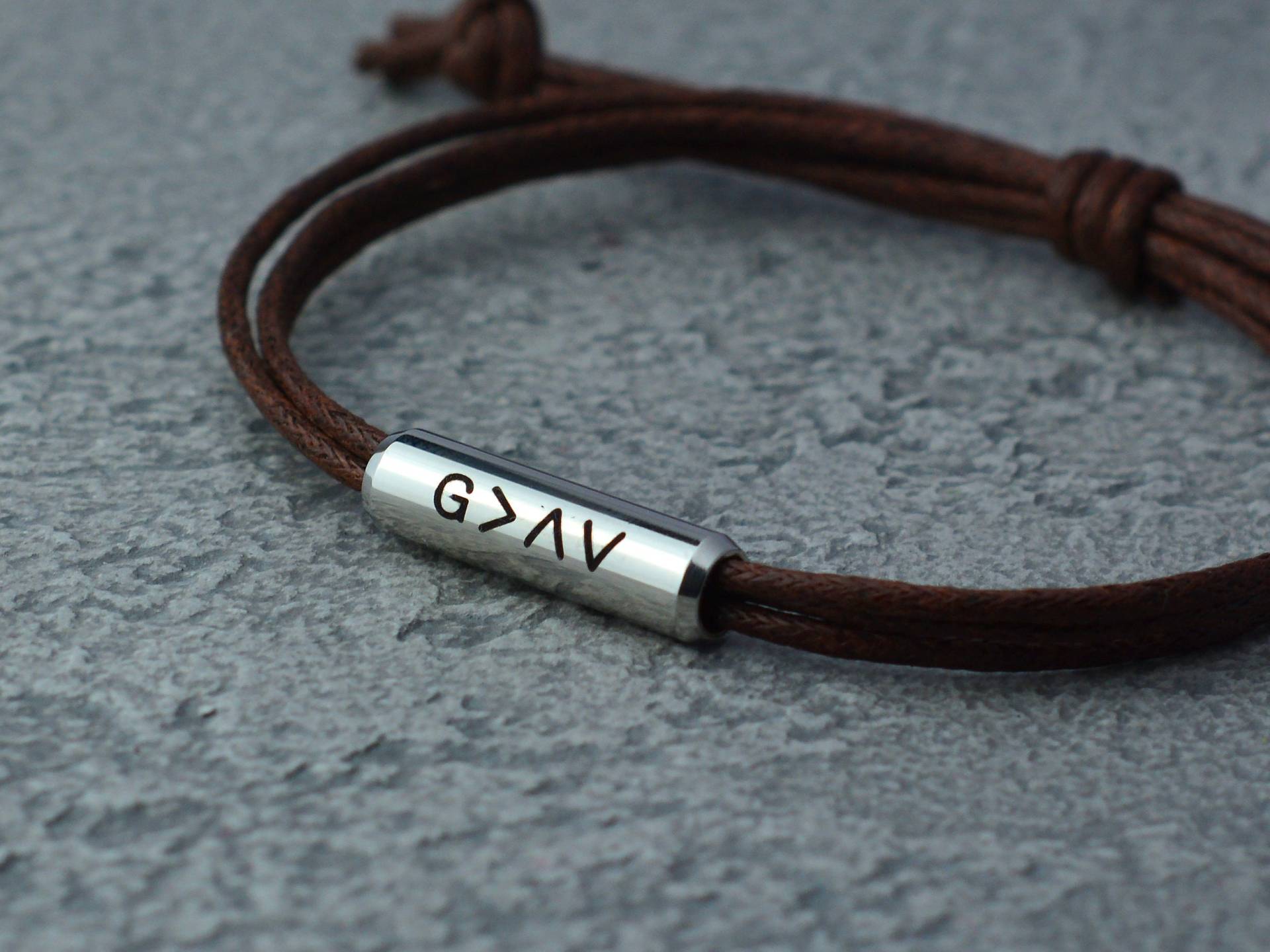 Gott Ist Größer Als Die Höhen Und Tiefen Inspirierendes Armband, Konfirmationsgeschenk Für Religiösen Schmuck, Christliches Geschenk Männer von ArtEngravingStudio