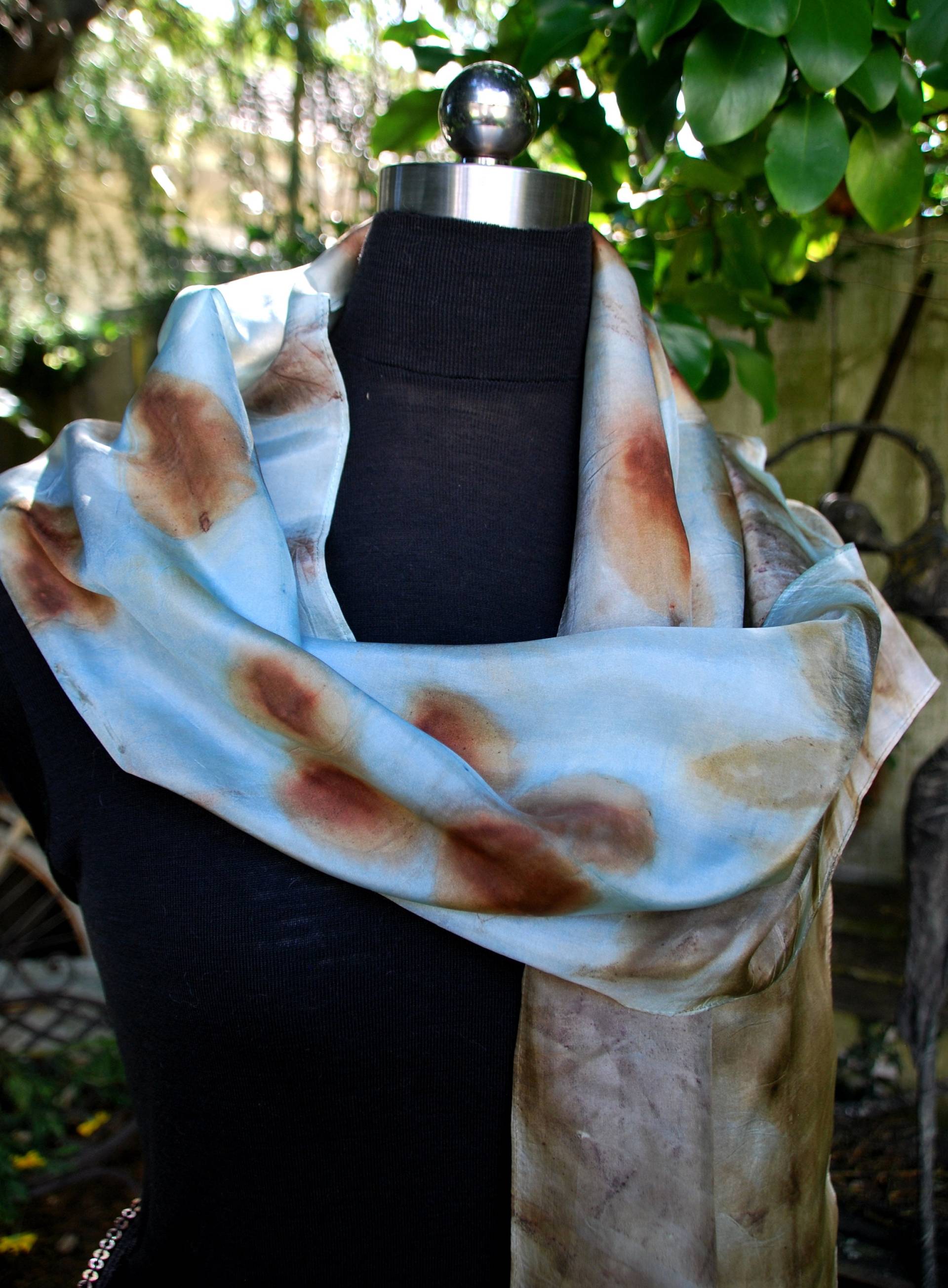 Dieser Luxus Eco Gedruckt 100 % Habatoi Seide Schal Ist Eine Hommage An Die Schönheit Der Natur von ArtFibreDesigNZ