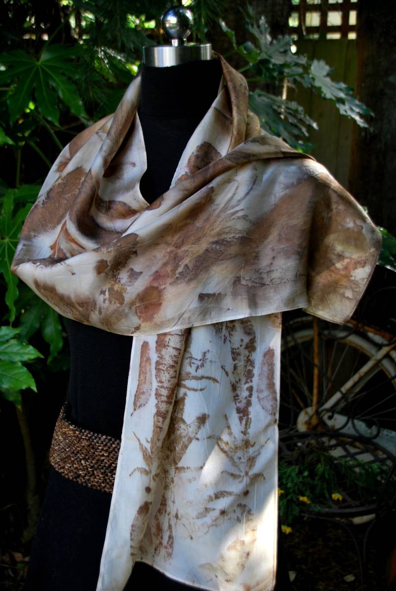 Luxus Eco Gedruckt 100 % Habatoi Seide Schal Ist Eine Hommage An Die Schönheit Der Natur von ArtFibreDesigNZ