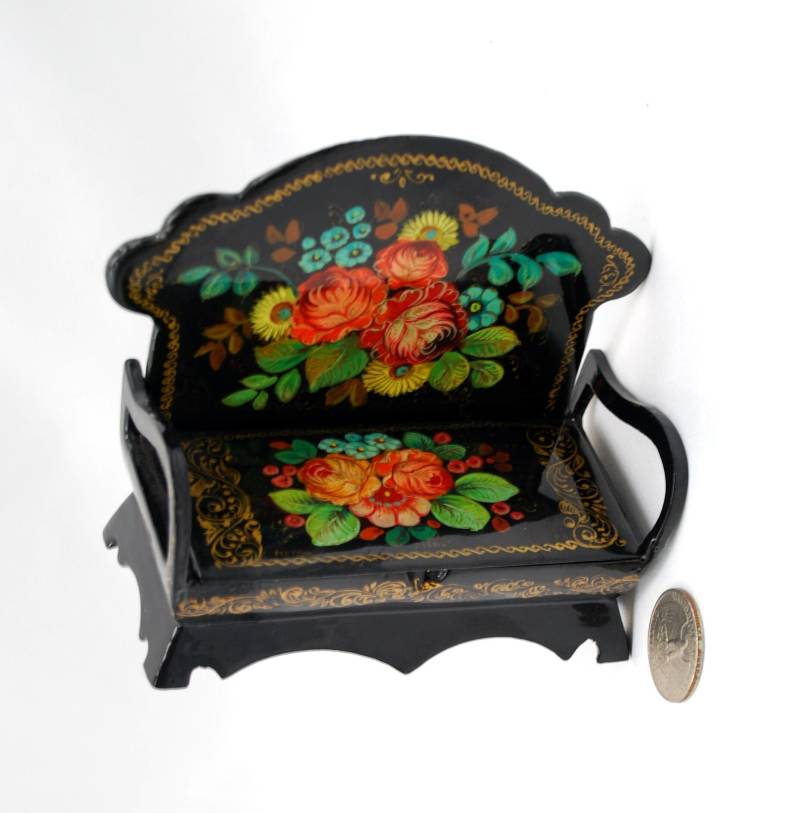 Lackkästchen- Sofa/Kunststil Miniatur Motiv-Märchen - Blumenstrauß Schmuckschatulle Handarbeit Sammlerstück von ArtGIV