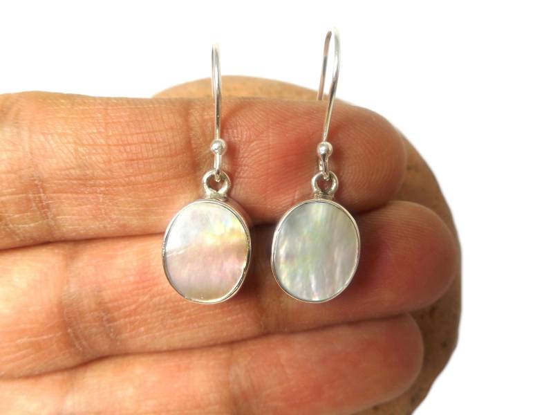 Weiß Oval Perlmutt Sterling Silber 925 Edelstein Tropfen Ohrringe von ArtGeckoJewellery