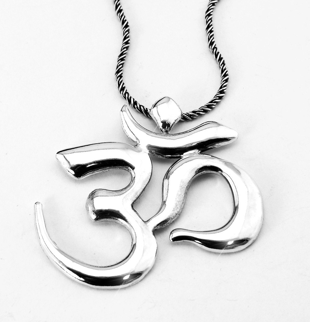 sterling Silber Om Anhänger, Halskette Patina Kette sterling Silber Om Anhänger, Halskette Patina Kette von ArtGema