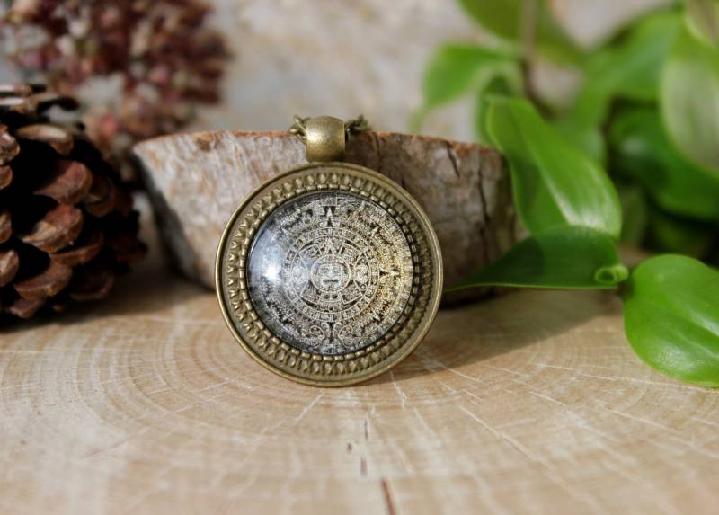 Maya Kalender Halskette | Alte Funkelnde Anhänger Aztekenkalender Schmuck Maya Kalender Halskette | Alte Funkelnde Anhänger Aztekenkalender Schmuck von ArtHarmony