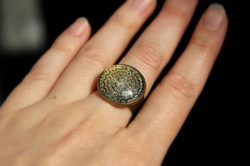 Maya Kalender Ring | Funkelnder Azteken Antik Bronze Schmuck von ArtHarmony