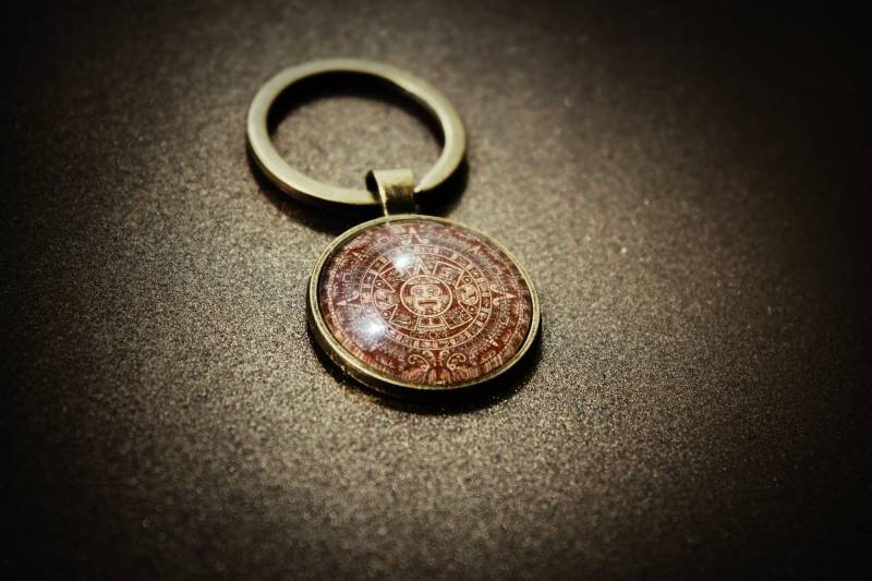 Maya Kalender Schlüsselanhänger | Azteken Uralter Schmuck von ArtHarmony