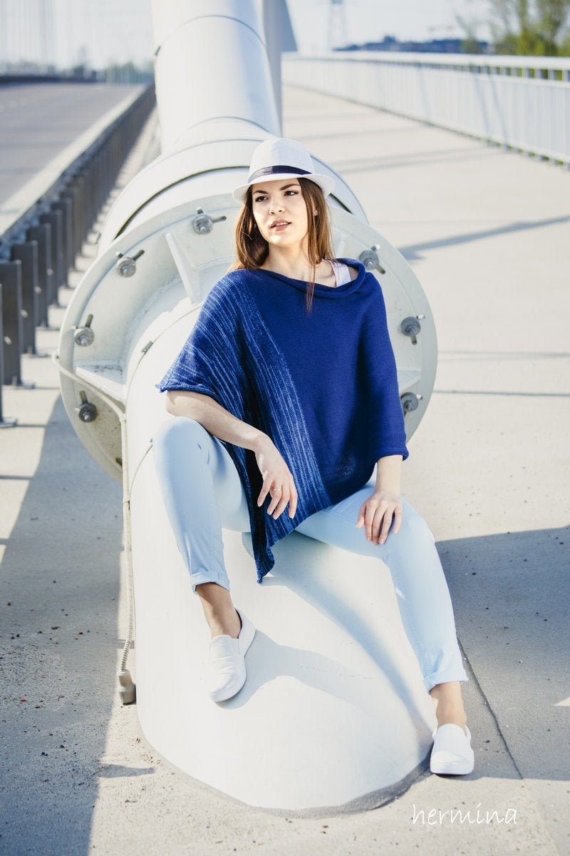 Blau Melange Poncho von ArtHermina