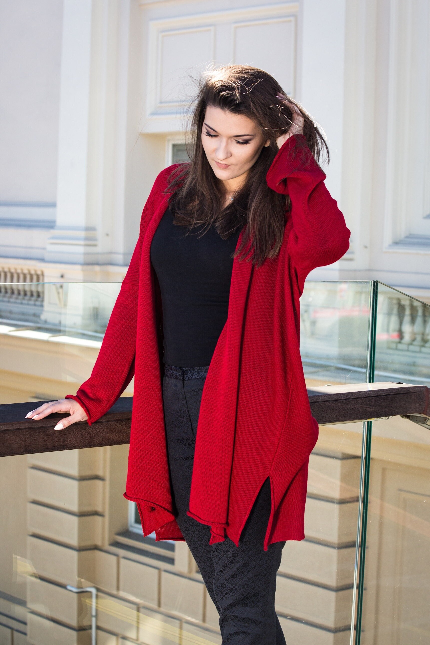 Rote Strickjacke von ArtHermina