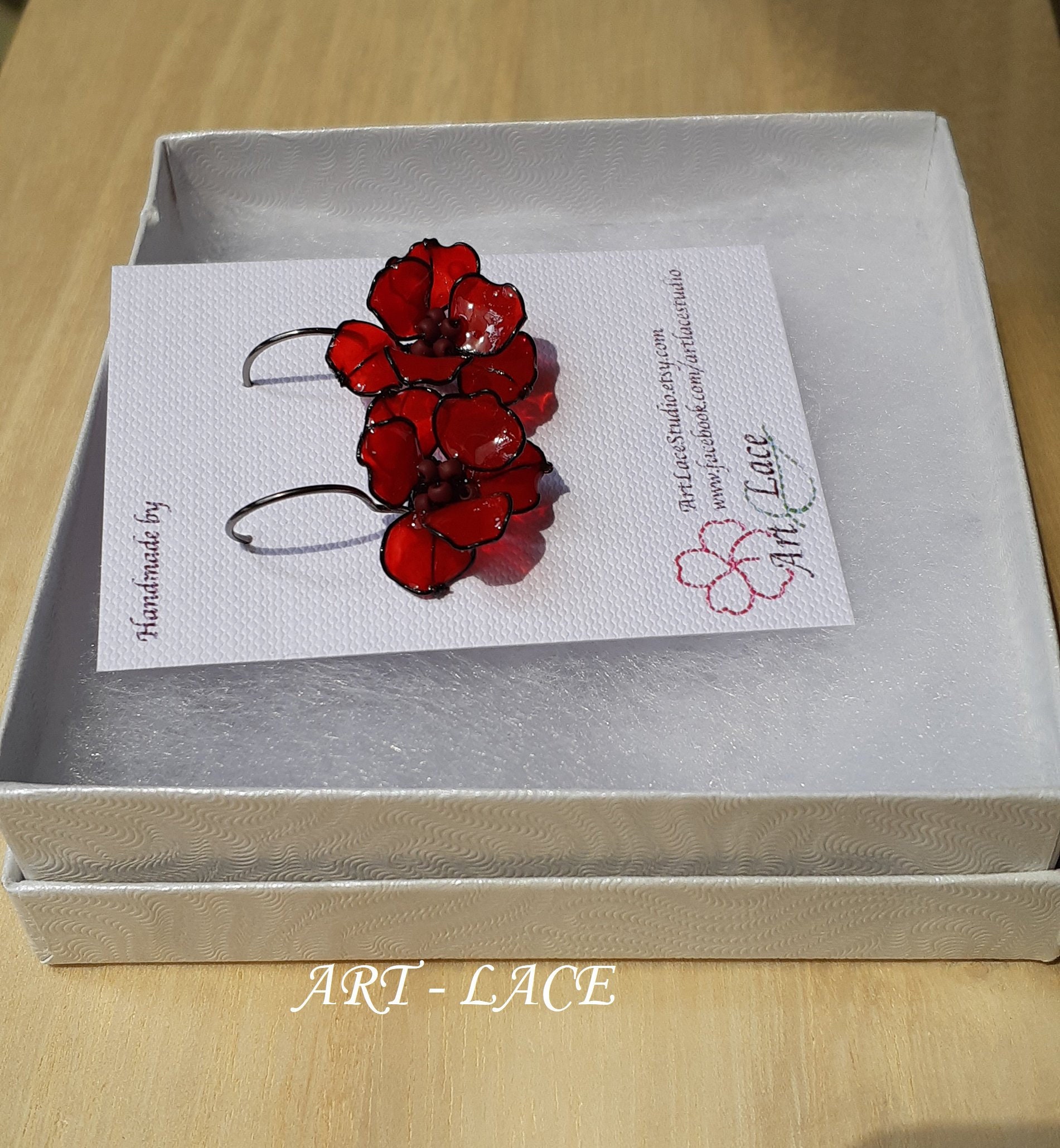 Rote Mohnohrringe, Weihnachtsgeschenk Für Frauen, Schwarzer Draht, Mohnblumenohrring, Rote Und Schwarze Blumenohrringe, Geschenk Freundin von ArtLaceStudio