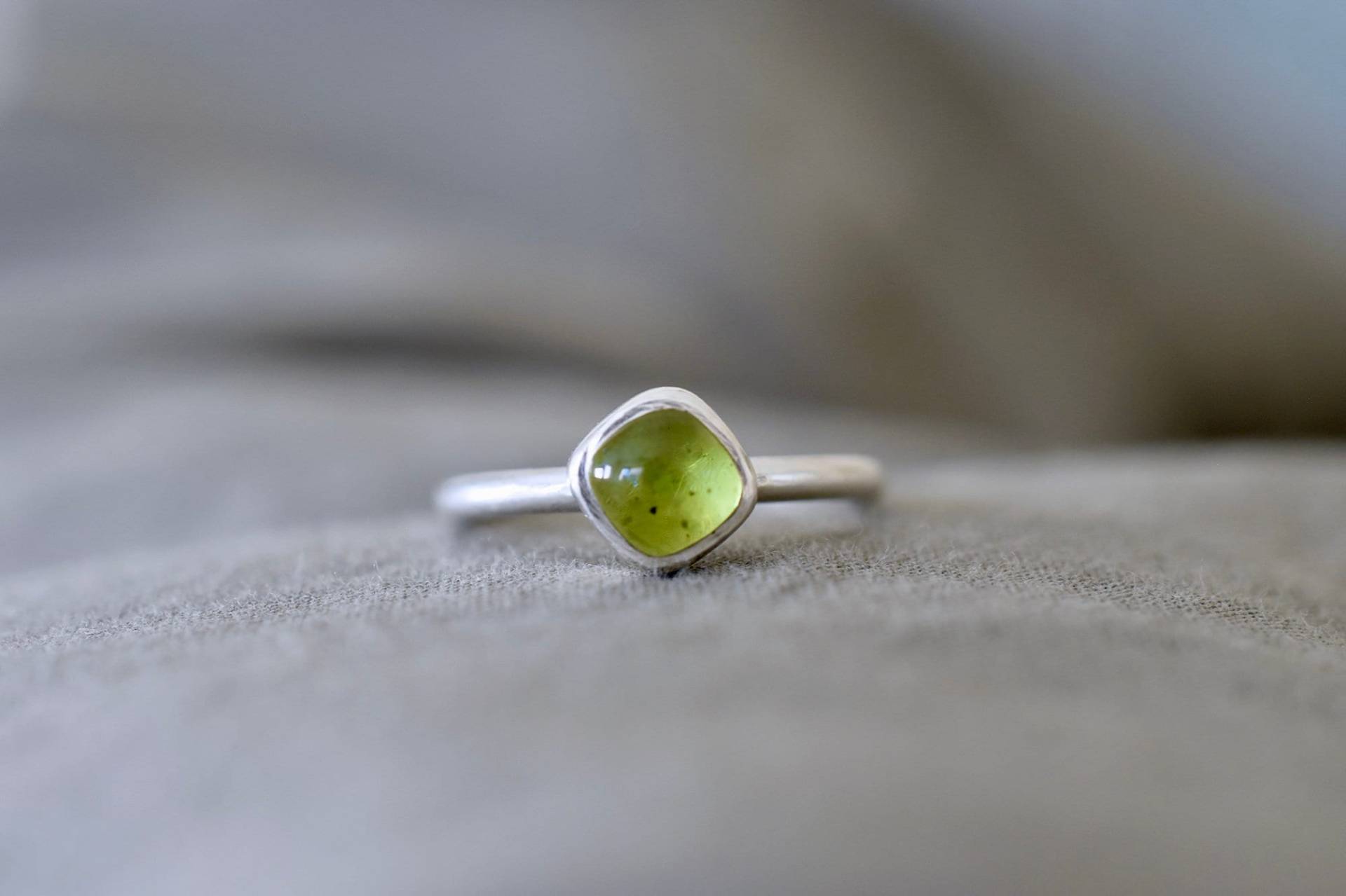 Peridot Silberring von ArtLelor