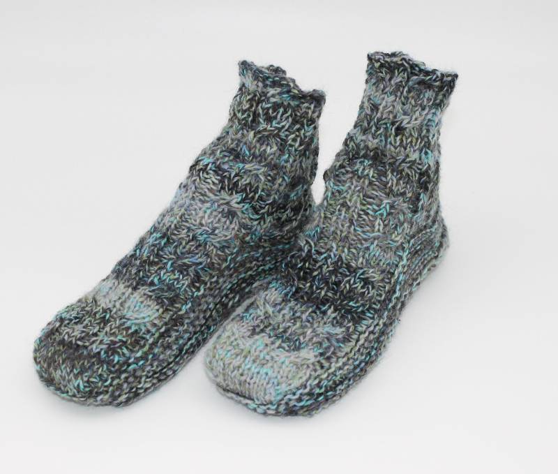 Socken Puschen Gestrickt Hausschuhe Größe 38-40 Stricksocken Handarbeit von ArtLoveSchreiber