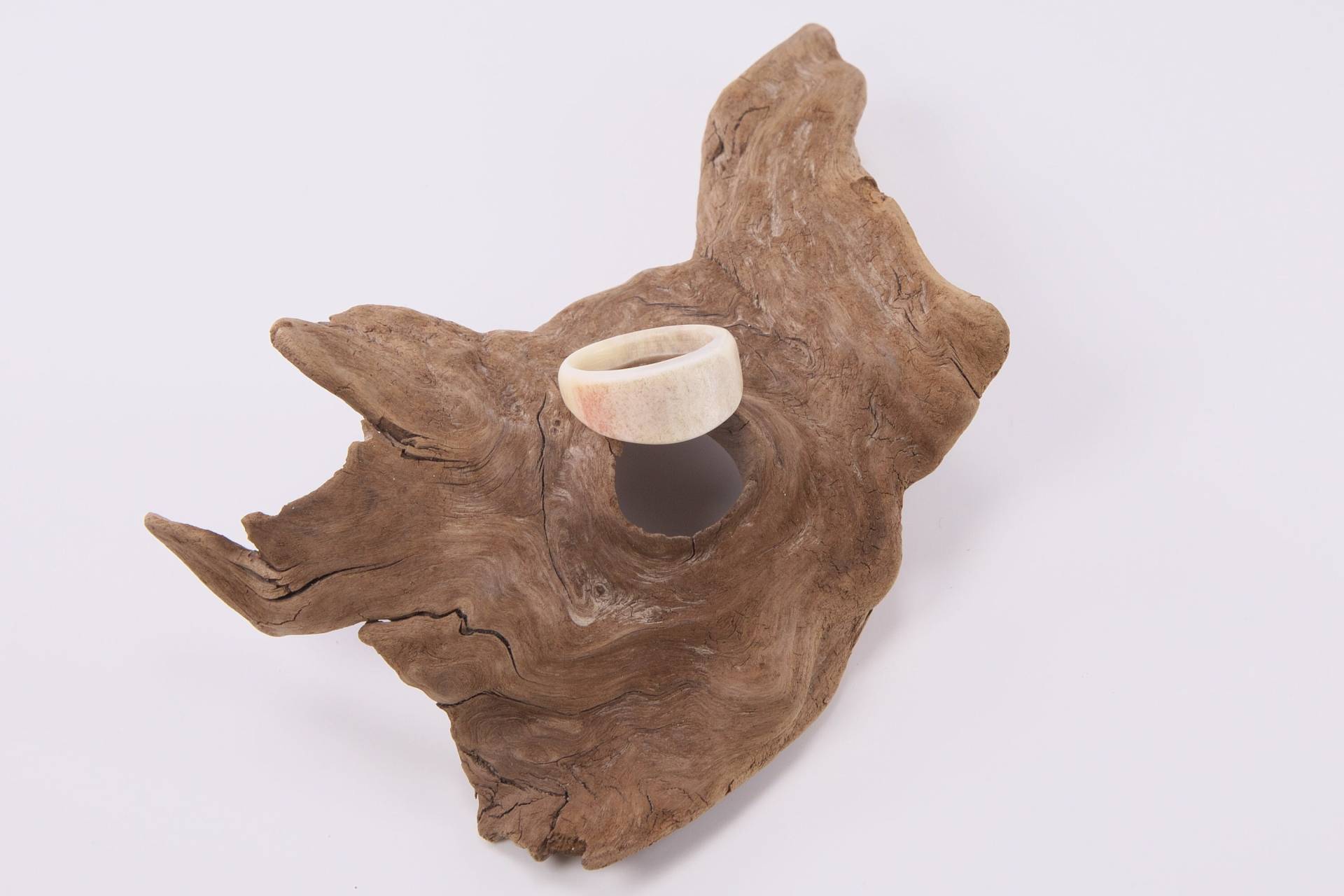 Ring Aus Rentiergeweih Durchmesser Ca. 20, 4mm - Ringgröße 64 Geschenk Frau Freundin Ring Aus Rentiergeweih Durchmesser Ca. 20, 4mm - Ringgröße 64 Geschenk Frau Freundin von ArtNaturae