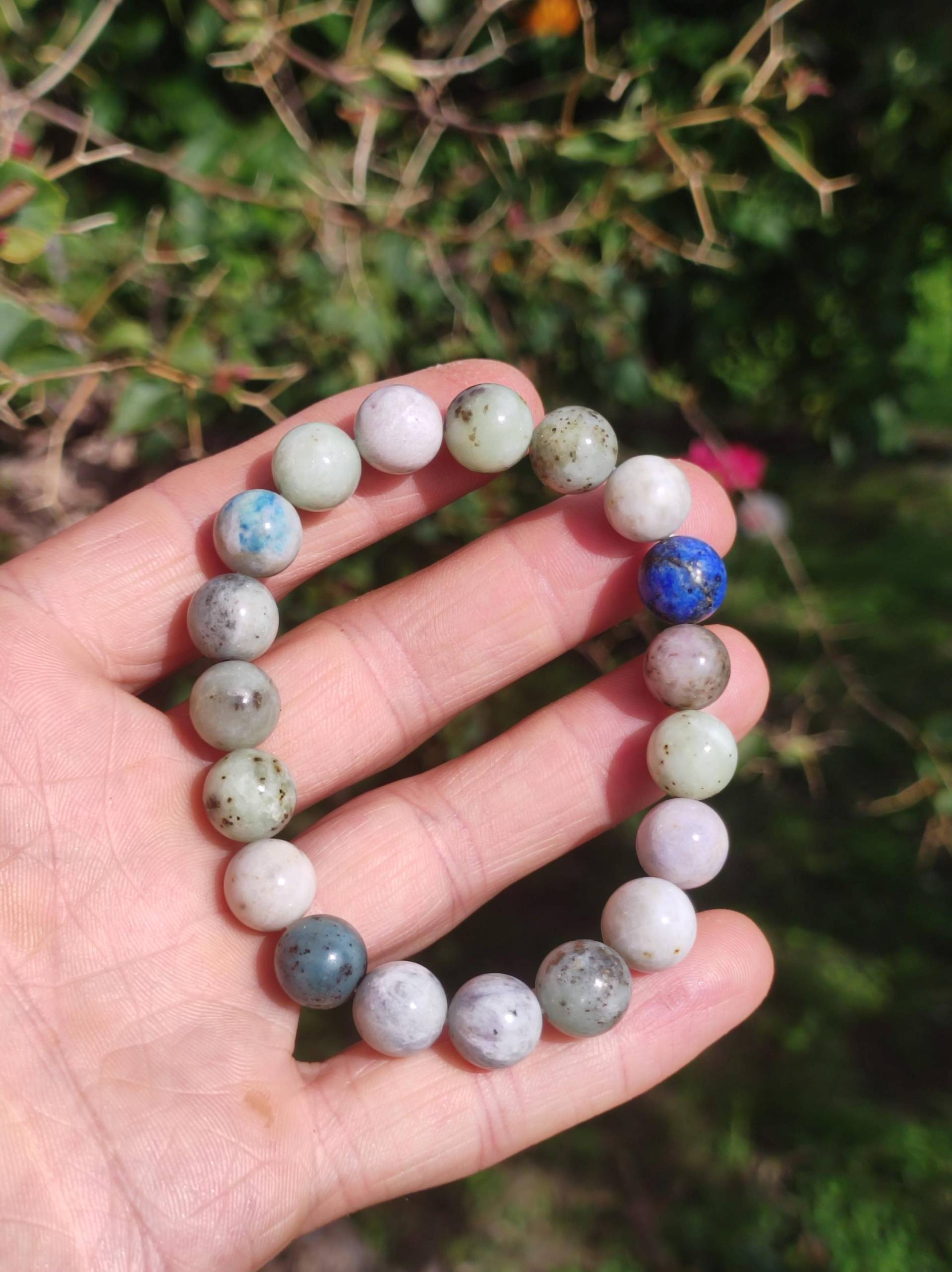 10mm Hackmanit Rarität Edelstein Stretch Armband Blau Rosa Weiß Perlen Kristall Geschenk Mann Frau Selten Heilstein Er Sie Vater Mutter von ArtOfNatureBerlin