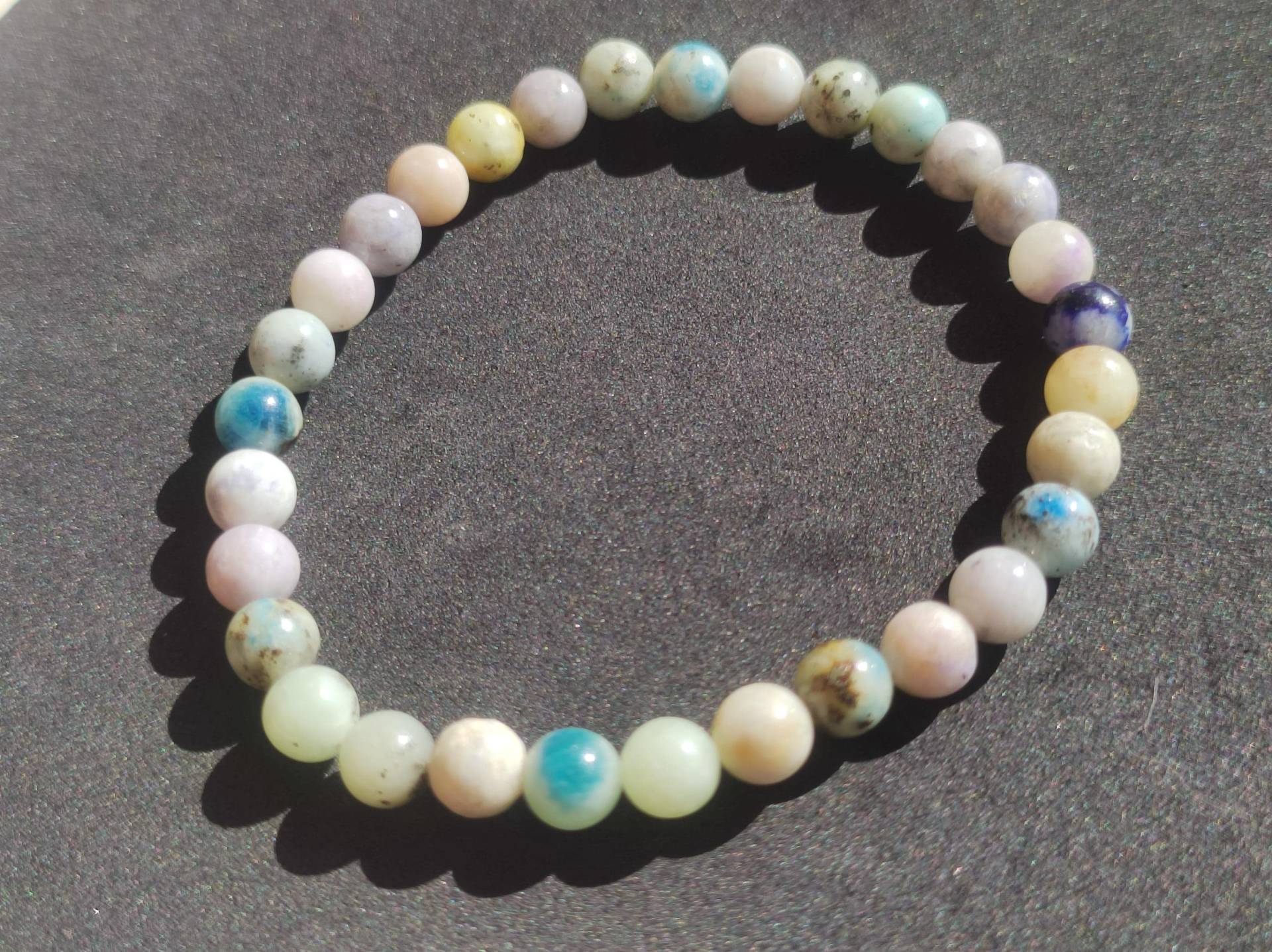 6mm Hackmanit Rarität Edelstein Stretch Armband Blau Rosa Weiß Perlen Kristall Geschenk Mann Frau Selten Heilstein Er Sie Vater Mutter 6mm Hackmanit Rarität Edelstein Stretch Armband Blau Rosa Weiß Perlen Kristall Geschenk Mann Frau Selten Heilstein Er Sie Vater Mutter von ArtOfNatureBerlin