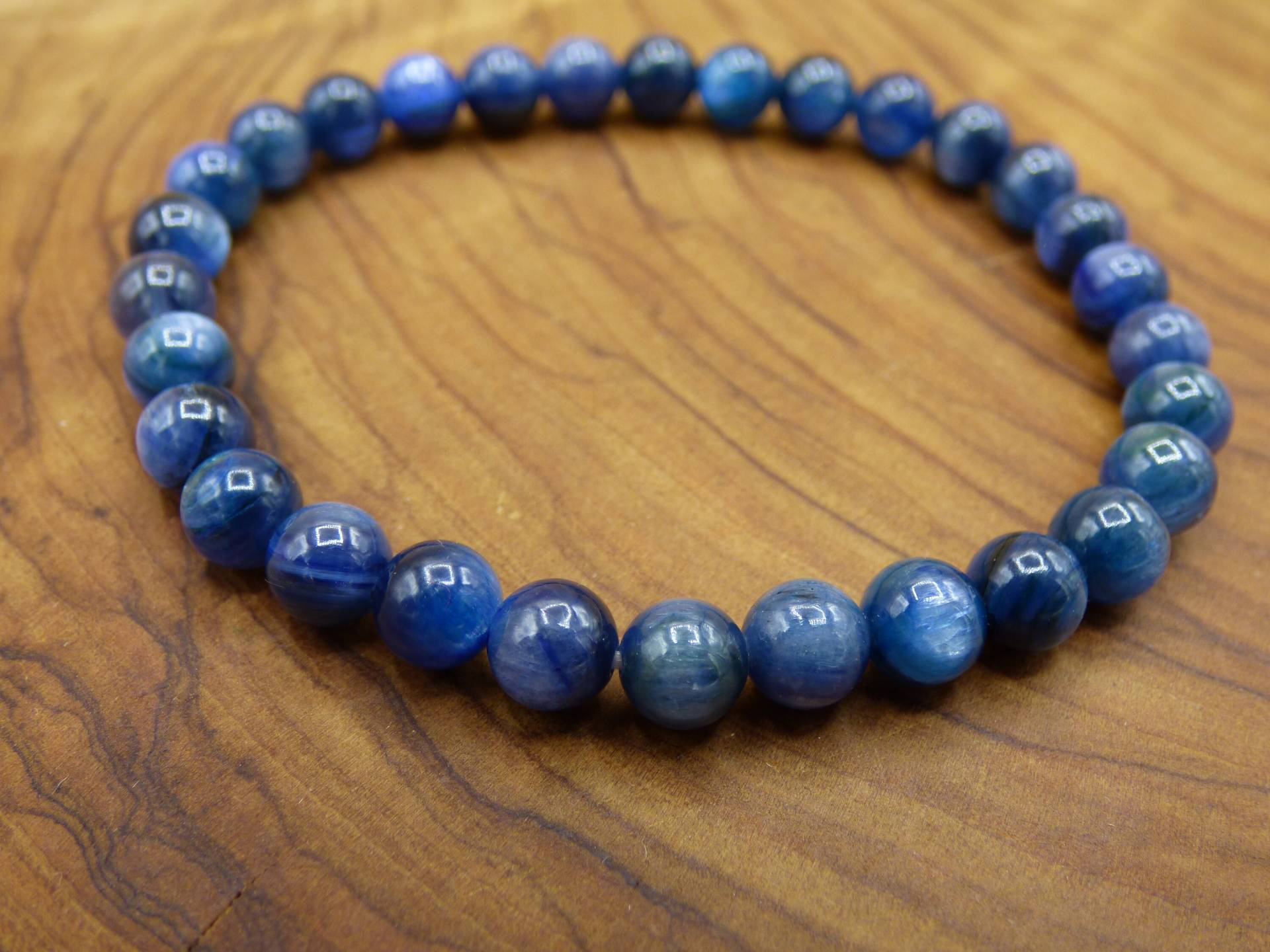 Aaa 6mm Disthen Cyanit Kyanit Sapparit - Edelstein Armband Blau Goa Hippie Natur Heilstein Geschenk Er Sie Mann Frau Freund Rarität Energie Aaa 6mm Disthen Cyanit Kyanit Sapparit - Edelstein Armband Blau Goa Hippie Natur Heilstein Geschenk Er Sie Mann Frau Freund Rarität Energie von ArtOfNatureBerlin