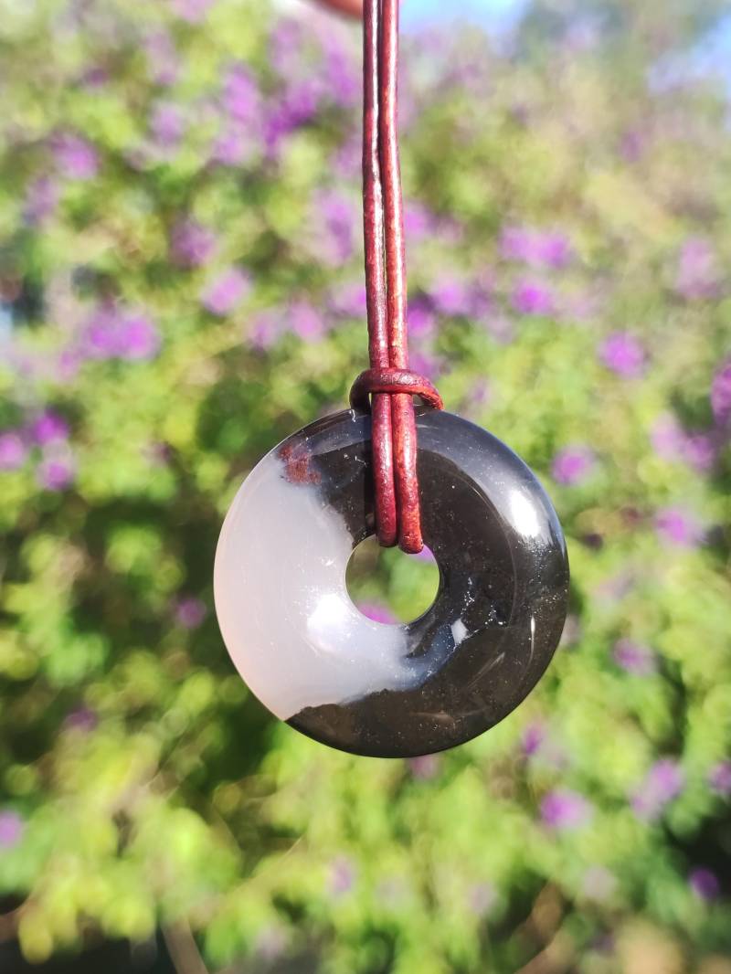 Achat Black Schwarz 30mm - Edelstein Donut Kette Mann Frau Vater Mutter Tochter Freund Heilstein Glück Schmuck Hippie Natur Rarität Geschenk von ArtOfNatureBerlin