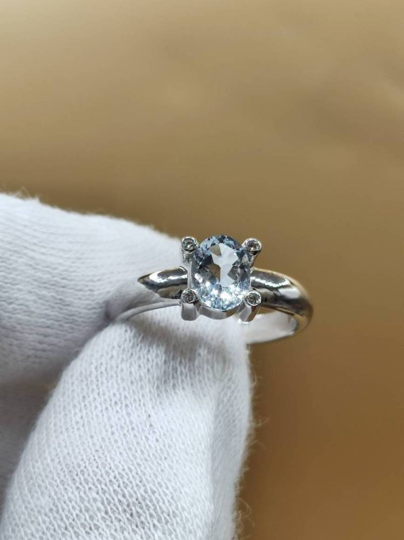 Aquamarin Aaa + Diamanten | Brillantenschliff 333 Weißgold Ring Größe 19 | 60 - Edelstein Heilstein Energie Frau Schmuck Hochwertig Edel von ArtOfNatureBerlin